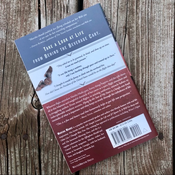 Flight Attendant Novel - Picture 5 of 8